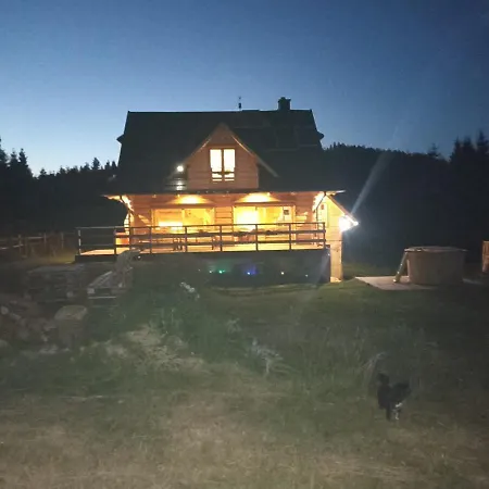 Gosciniec Dziubasowki Chalet *