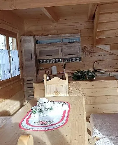 Gosciniec Dziubasowki Dağ evi