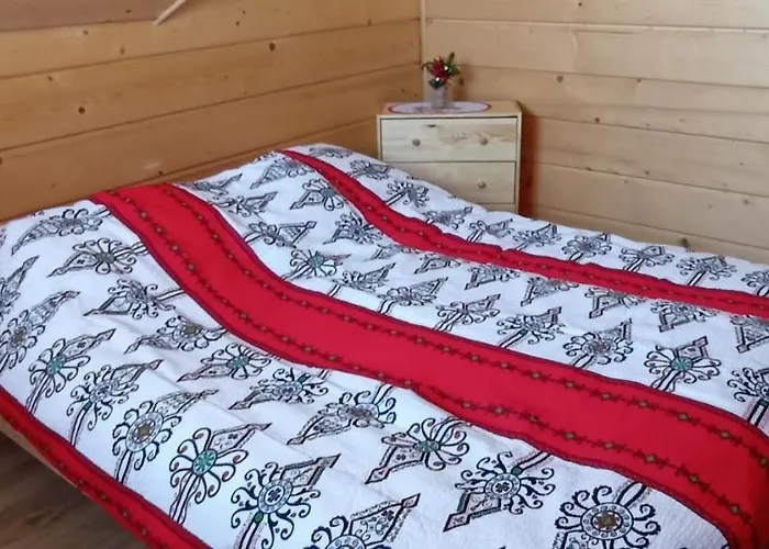 Gosciniec Dziubasowki Dağ evi